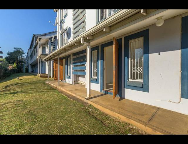 2 BEDROOM APARTMENT FOR SALE IN SCOTTSVILLE